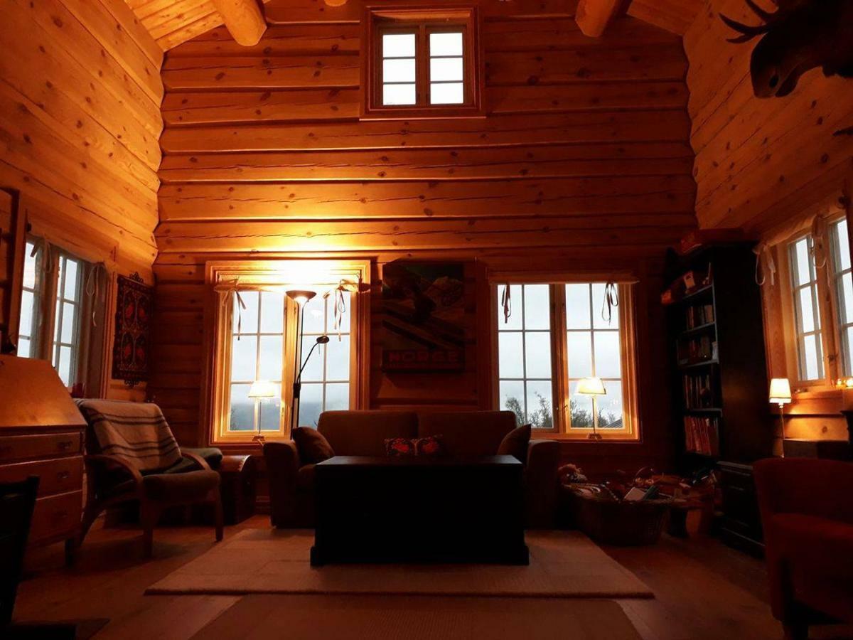 Blazerbu Four-Bedroom Chalet Myro Bagian luar foto