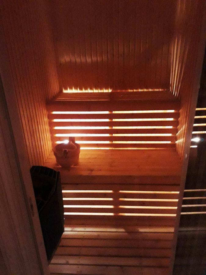 Blazerbu Four-Bedroom Chalet Myro Bagian luar foto