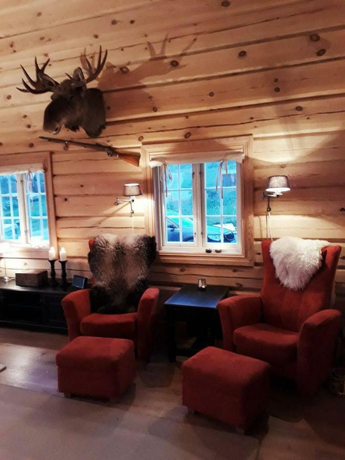 Blazerbu Four-Bedroom Chalet Myro Bagian luar foto